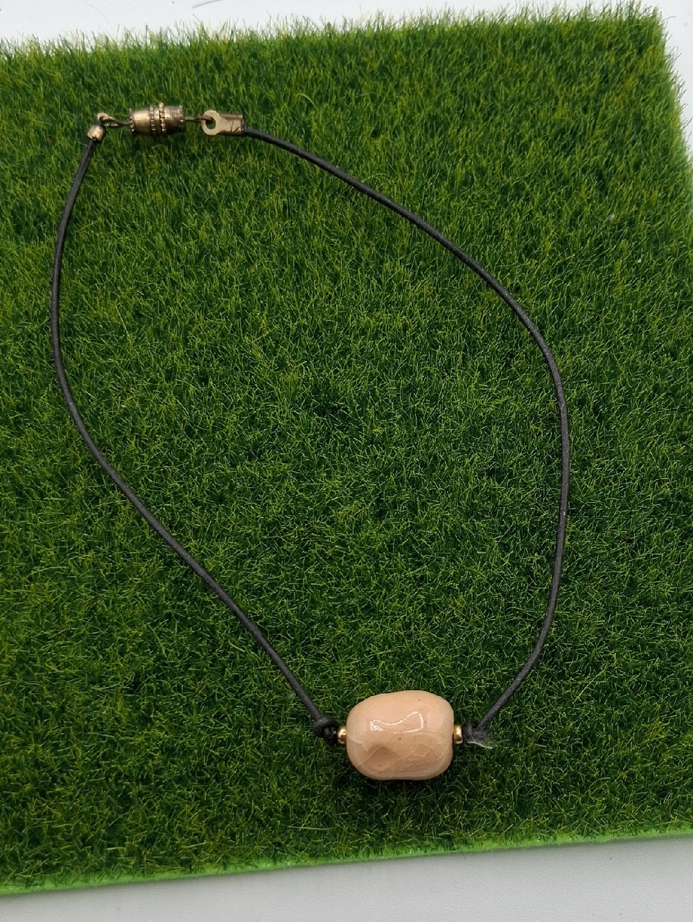 Minimalist Women’s Beige Bead Anklet B3523